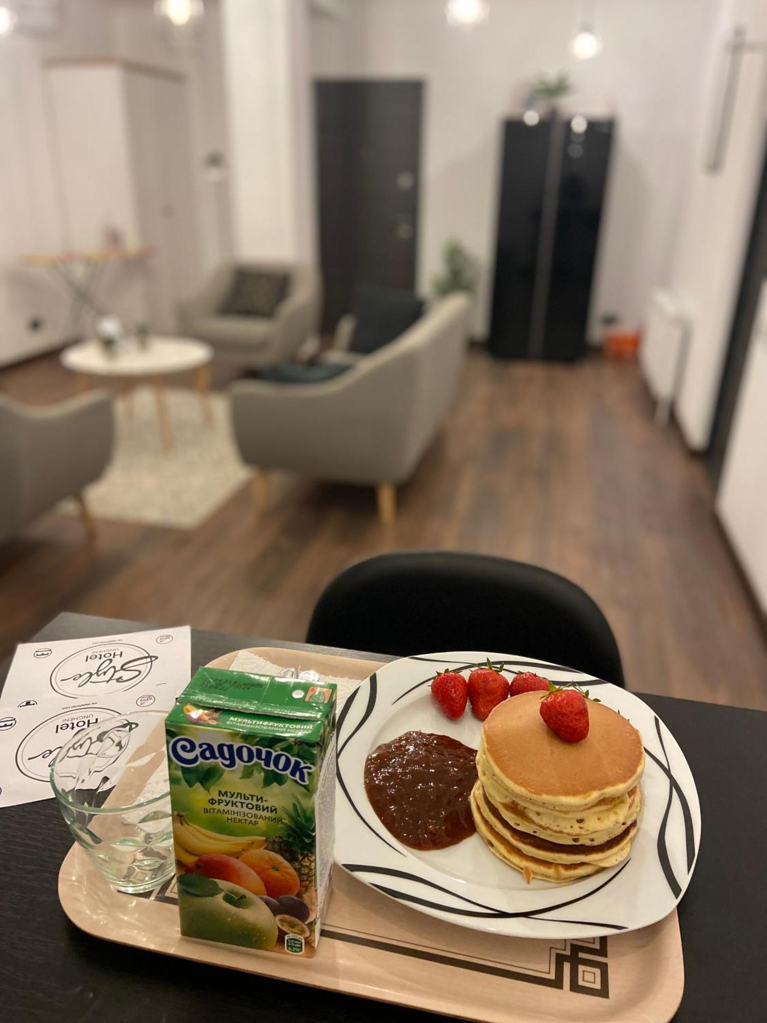 Style Hotel Ungheni Targ Kültér fotó